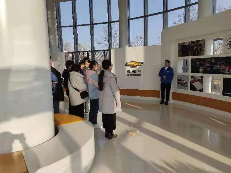 正能量：大学生眼中的汽车制造——上汽通用北盛汽车工厂（二）