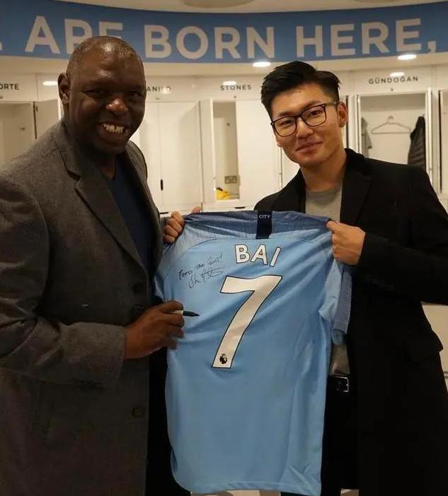 白岩松说不让儿子考第一名,白岩松考大学的过程