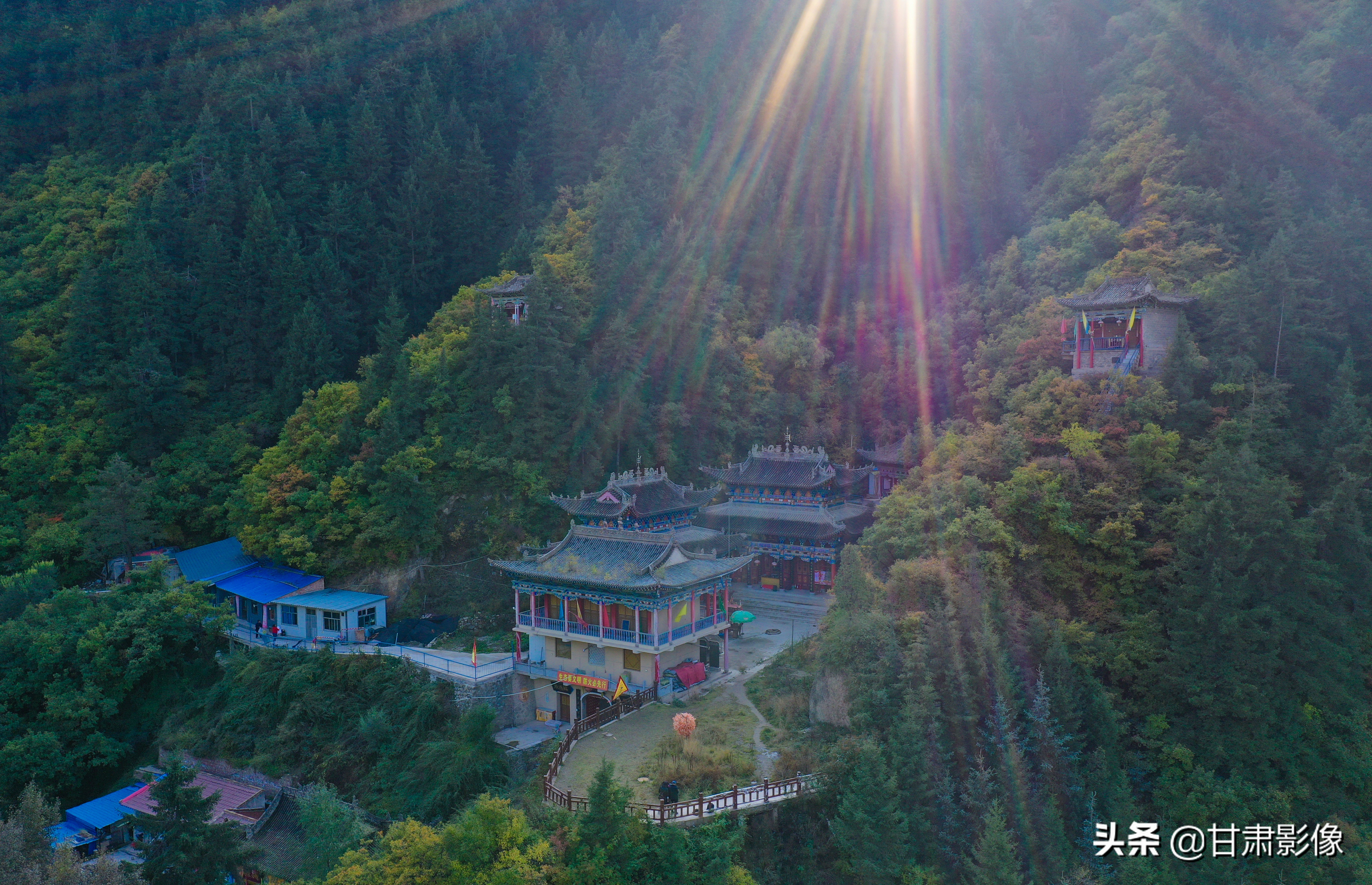 索尼电影镜头28-135能拍照吗,索尼相机18-135镜头介绍