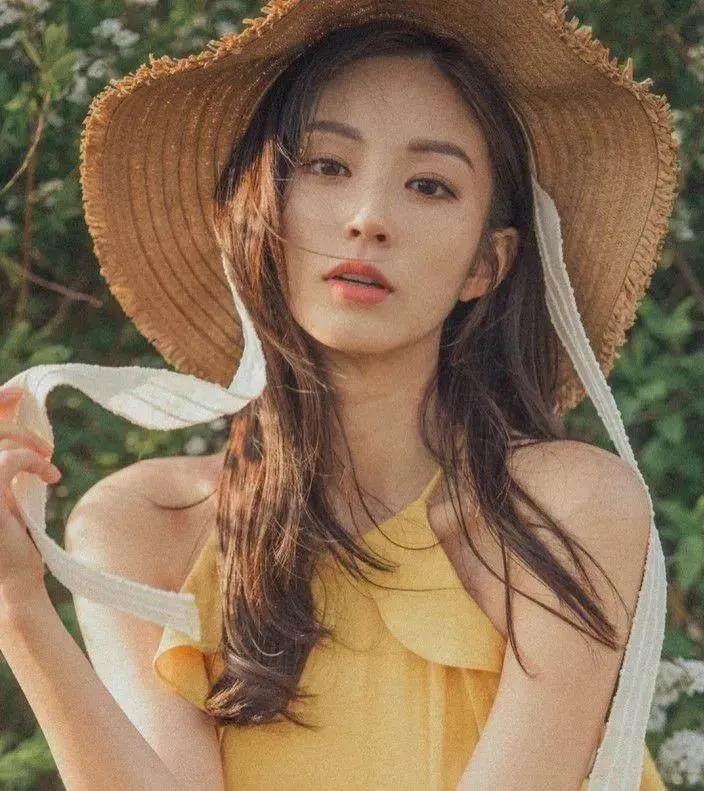 韩国小姐姐的健身日常训练,身材完美的韩国健身小姐姐