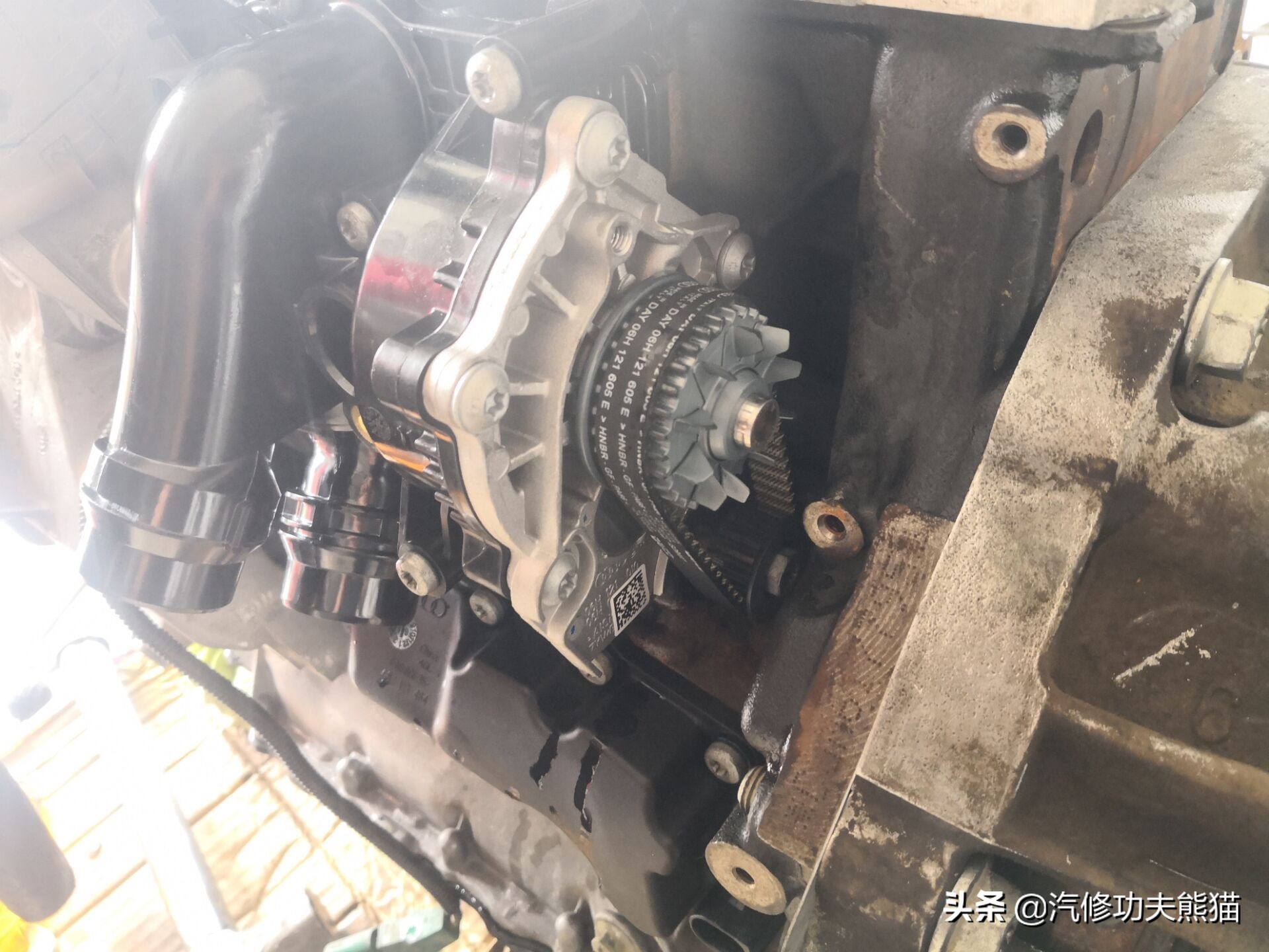 大众途观发动机烧机油维修多少钱,2010款大众途观严重烧机油