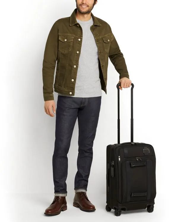 年轻人真正的第一款旅行箱,小众款旅行箱