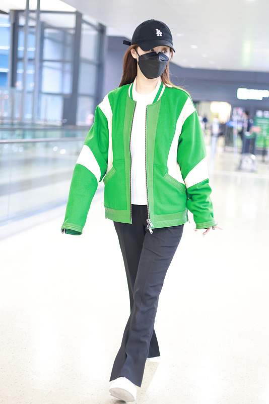 春夏薄款夹克棒球服百搭,什么棒球夹克好看又好穿