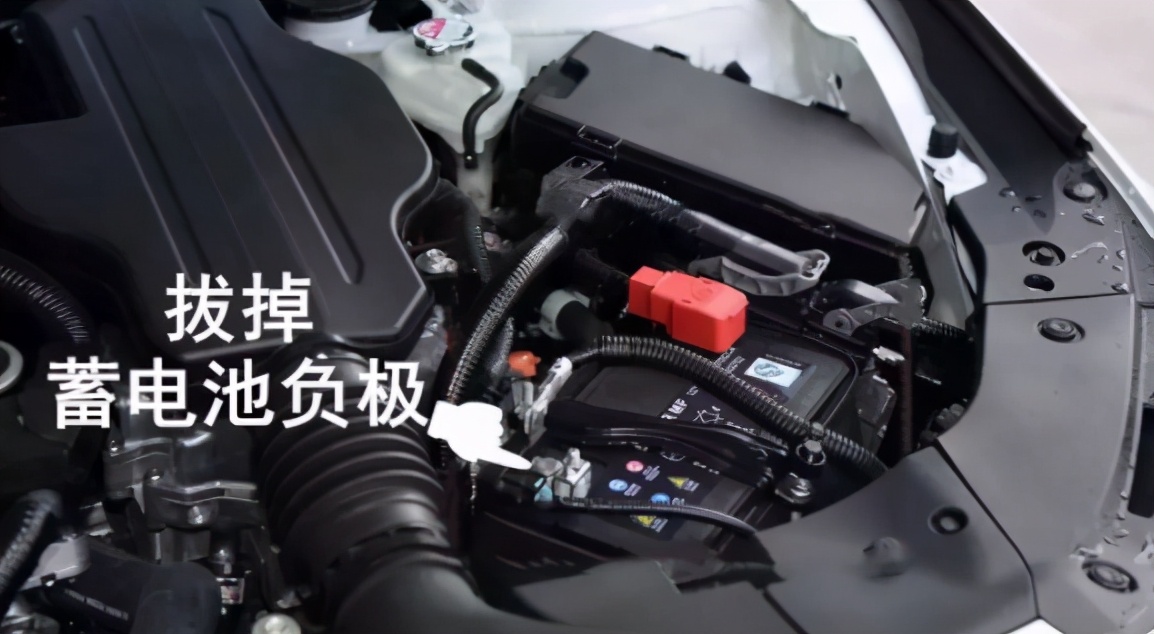 洗过节气门后怠速不稳是怎么回事,清洗气门积碳后怠速不稳