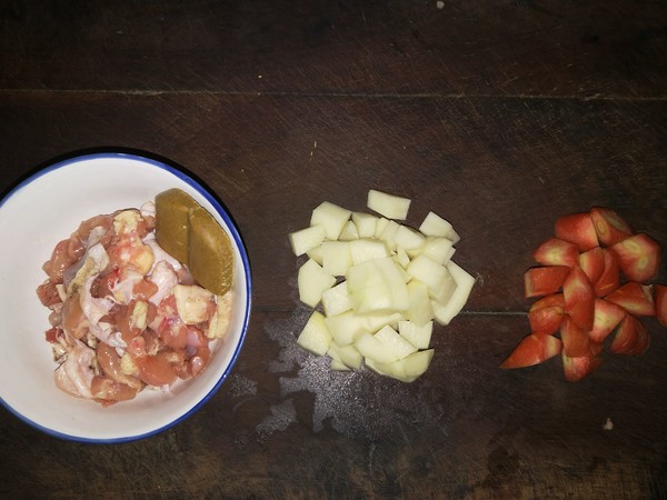 怎么炖鸡不腥不柴软烂好吃,怎样炖鸡不柴