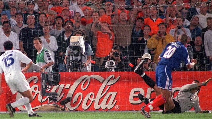 2000欧洲杯十大经典进球,2000年欧洲杯经典时刻