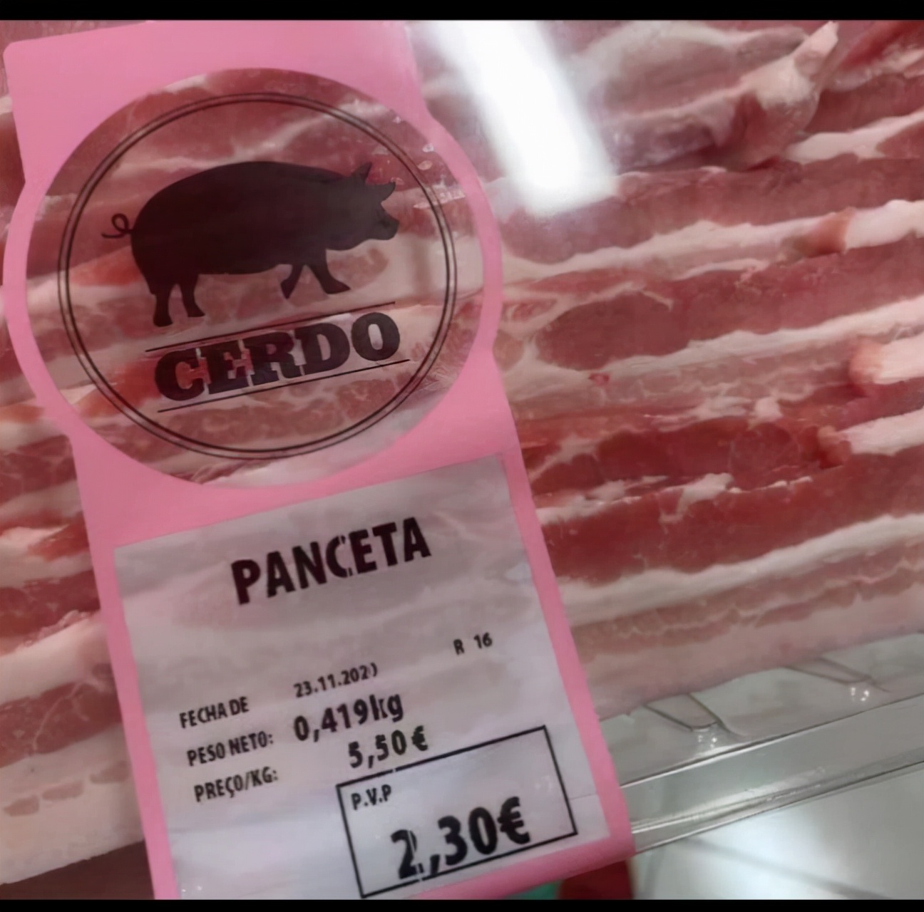 留学生辱骂父母要生活费,留学生辱骂父母