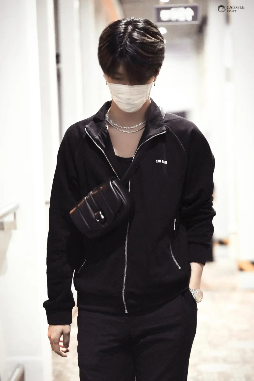 allwhite质感穿搭,allwhite穿搭小个子西装