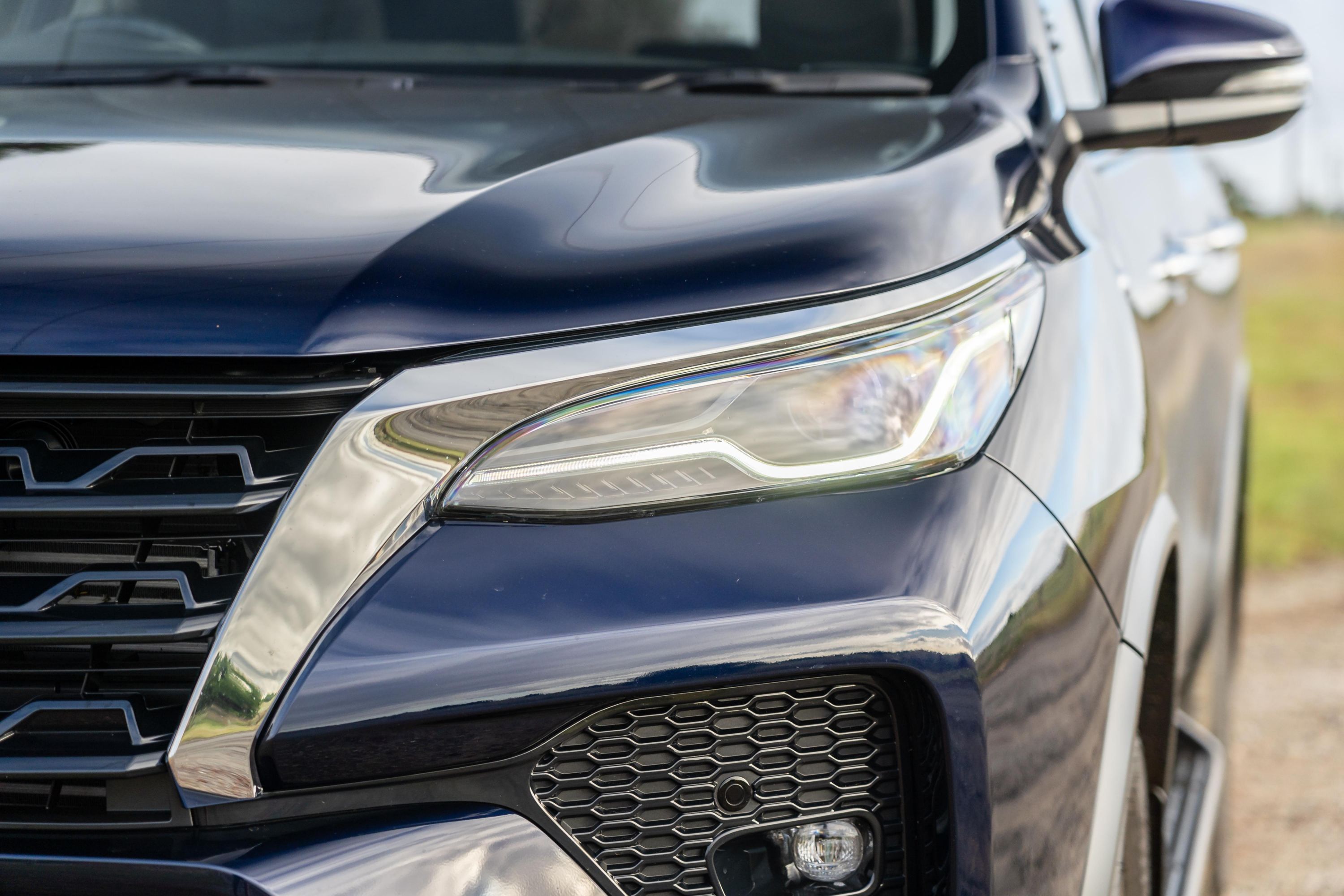 2018款丰田进口穿越者试驾,丰田穿越者对比丰田普拉多