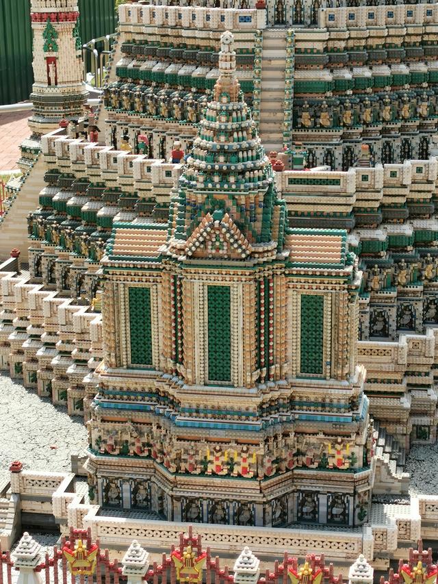 同样是主题乐园，为什么一定要去乐高？