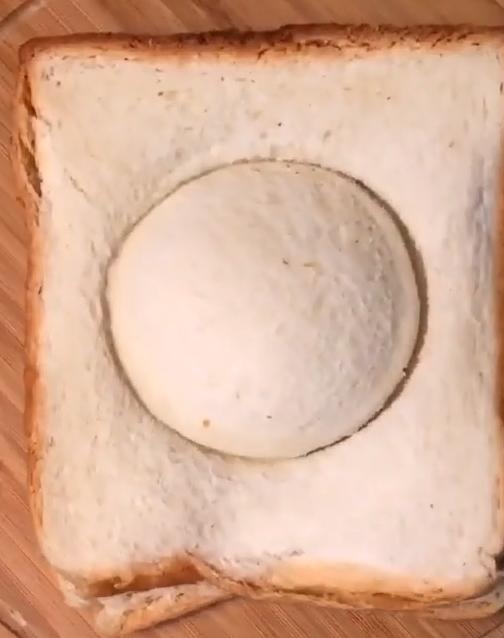 油炸冰淇淋的正确方法视频,油炸冰淇淋正确做法