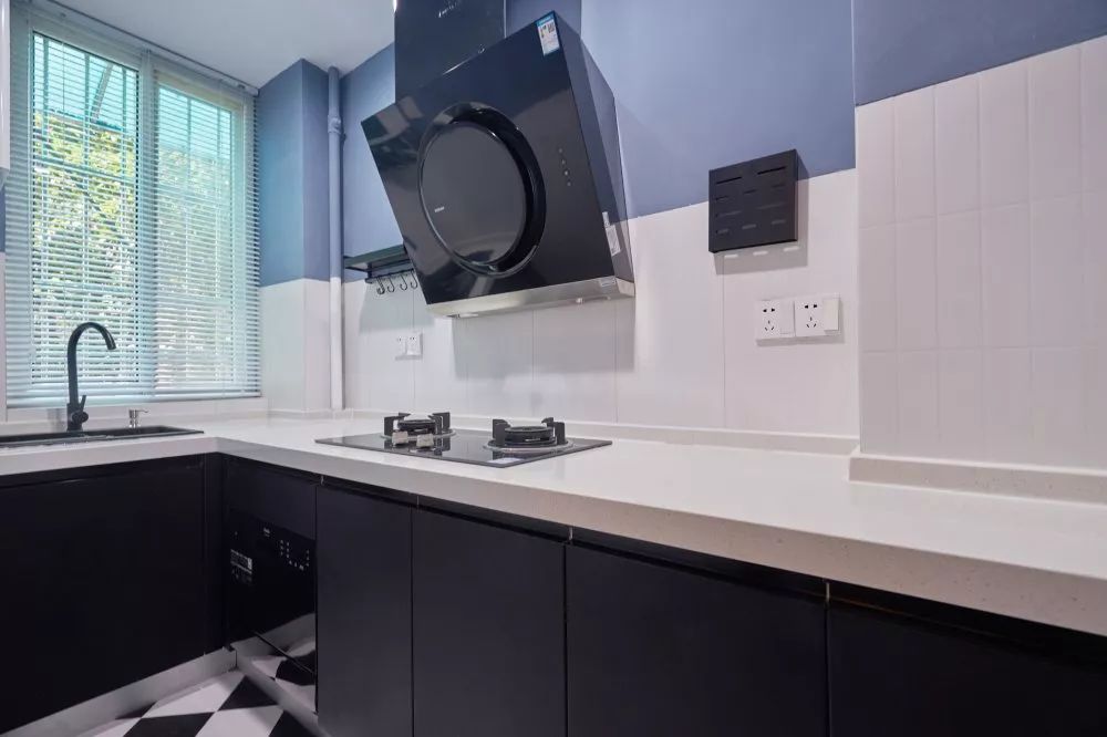 闄㈠瓙鍜岄槼鍏夋埧鍚堢悊鎼厤,闃冲厜鎴夸笌闄㈠瓙澧欓潰鎼厤