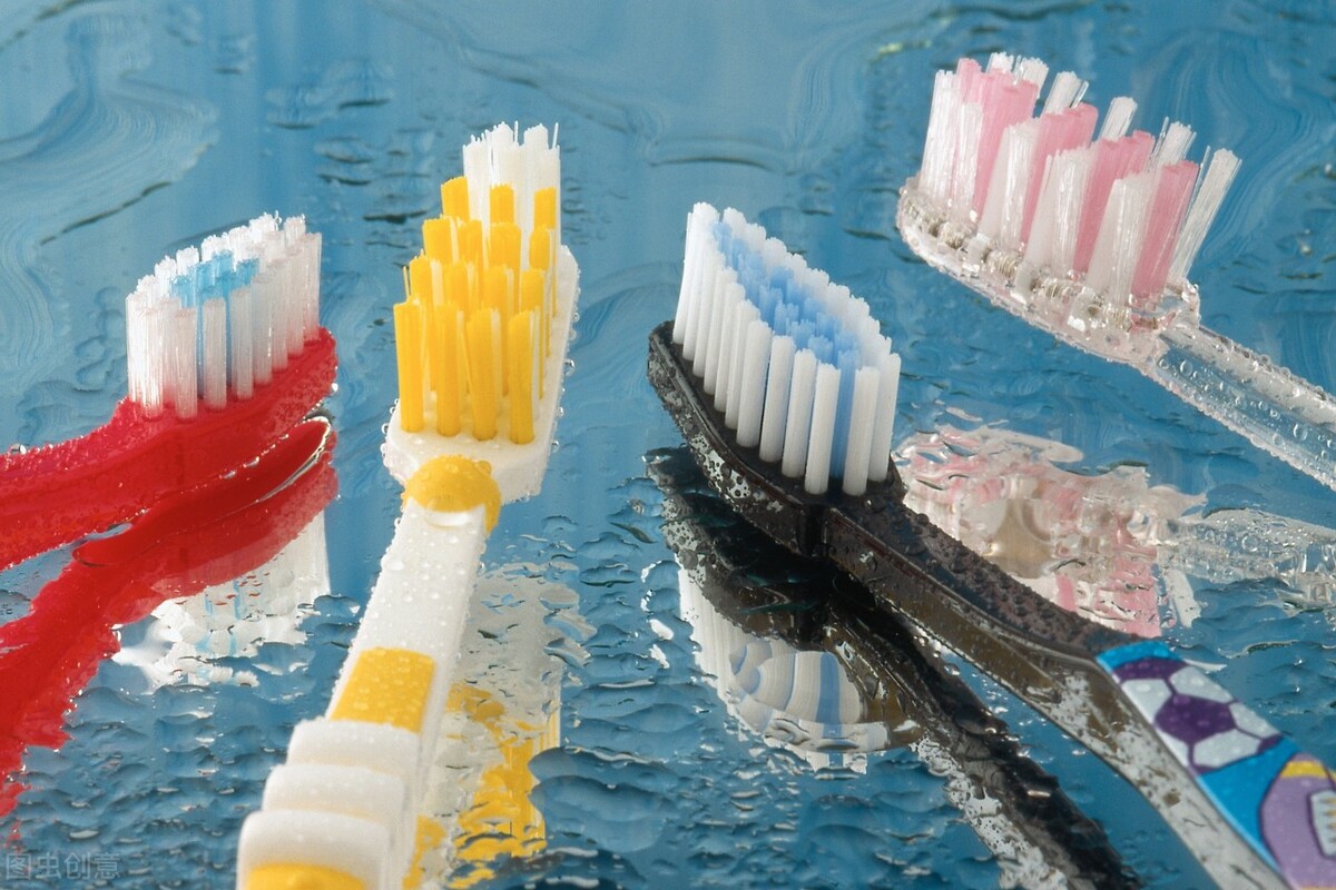 牙齿黄还有牙渍怎么美白,美白牙齿去黄牙测评