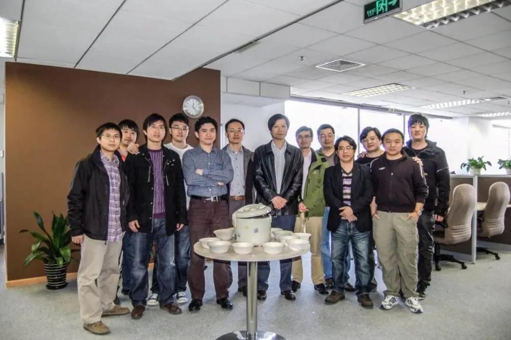 雷军自述创业血泪史,雷军的故事100集