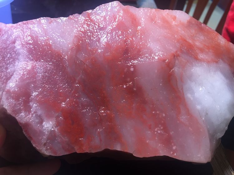 桂林的鸡血红玉是不是真的,桂林鸡血玉大红袍手镯