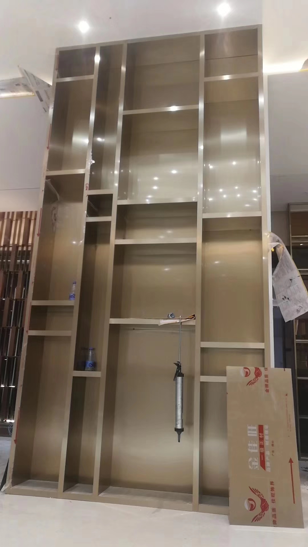 装修不锈钢装饰条会掉色吗,彩色不锈钢会氧化掉色吗