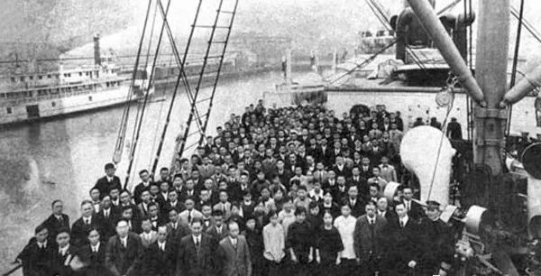 泪崩！1年1张，百年上海，老底子上海人都看哭了！