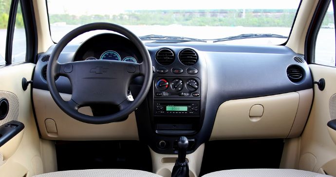 2020款雪佛兰spark1.0排量代步车,雪佛兰最新款spark