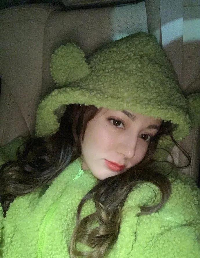 迪丽热巴嘴唇厚,正确脸部护肤步骤迪丽热巴