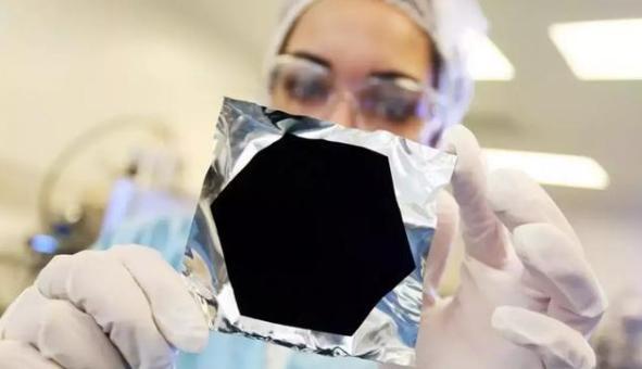 宝马最黑的x6,22款宝马x6夜晚效果