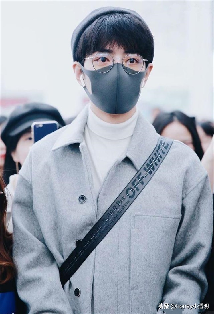 肖战同款毛线帽怎么戴好看,肖战帽子推荐