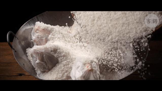 客语的盐焗鸡好吃吗,客语古法盐焗鸡