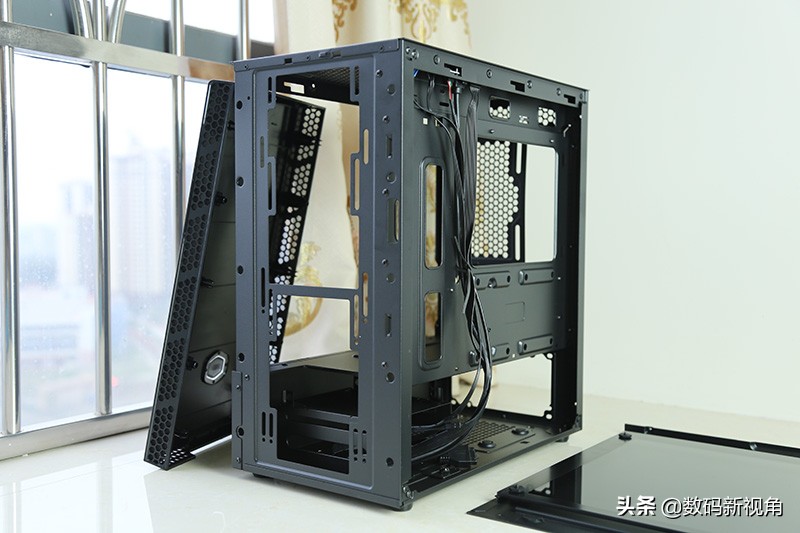 大牛拉小车的三轮摩托,大牛拉汽车视频