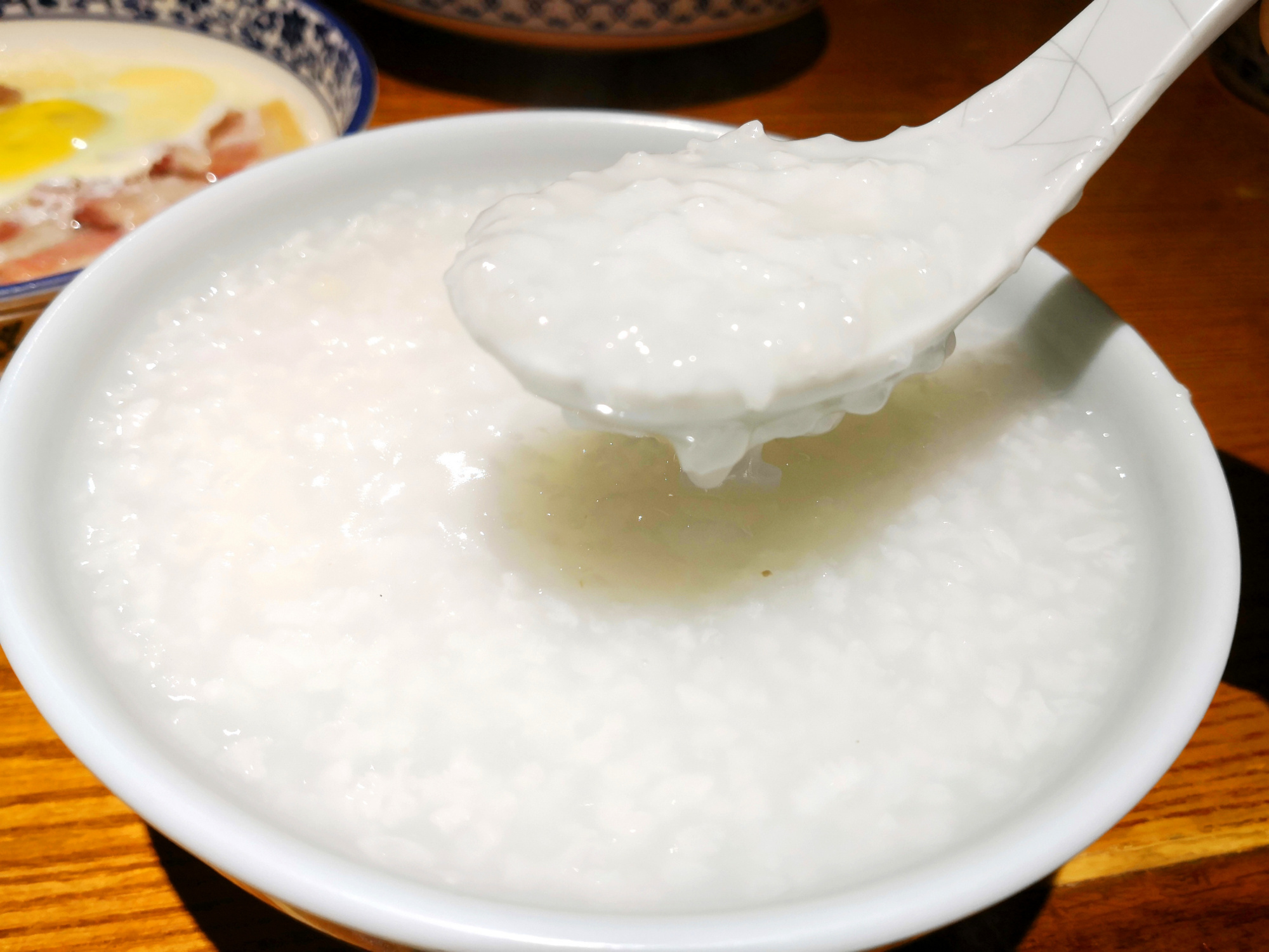 三木为森，三金为鑫，那“皛”是什么字？皛饭又是什么？你吃过吗