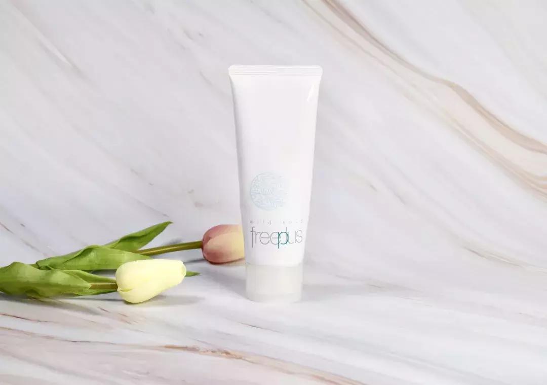 真实测评洗面奶有效果的,真人洗面奶测试