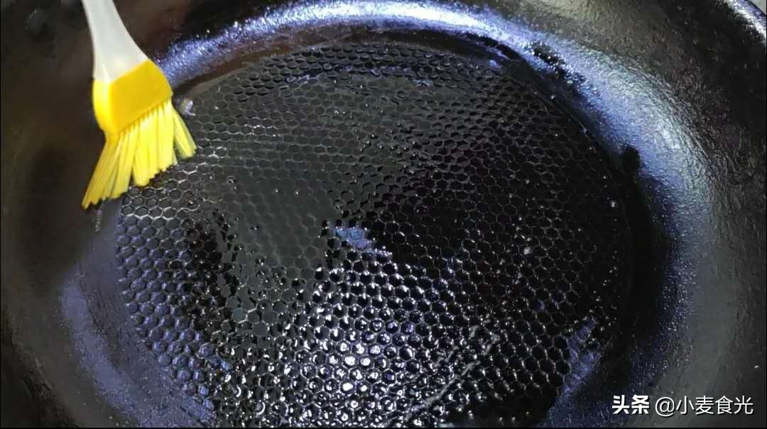 瘦了17斤的宝妈全靠吃，早餐全黑麦煎饼，少油低热量，做法还简单