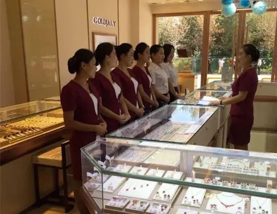 珠宝店长的工作职责和任务是什么,珠宝店长日常工作流程及注意事项