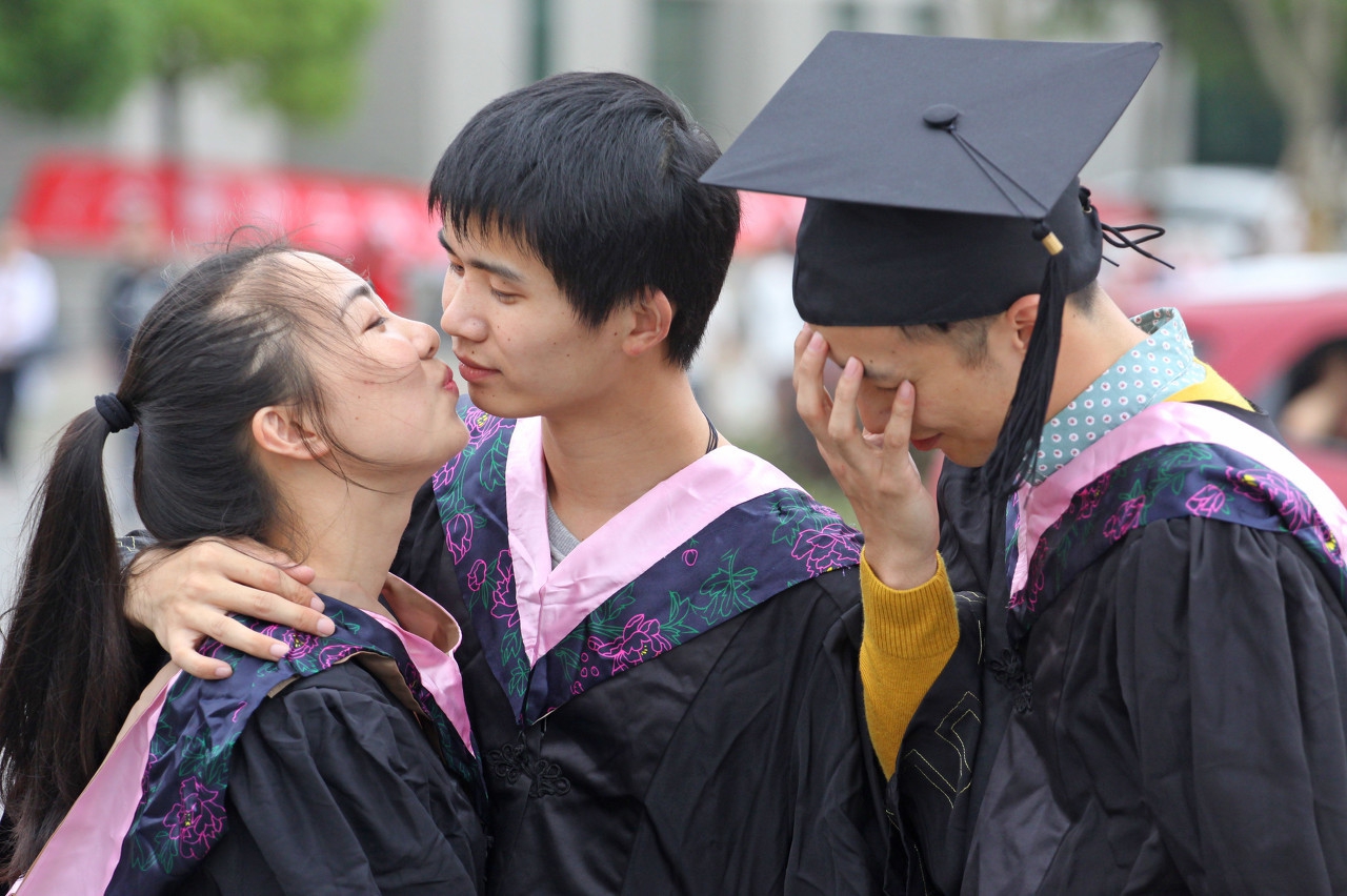 如何哄生气的男友,异地恋男友生气了怎么哄