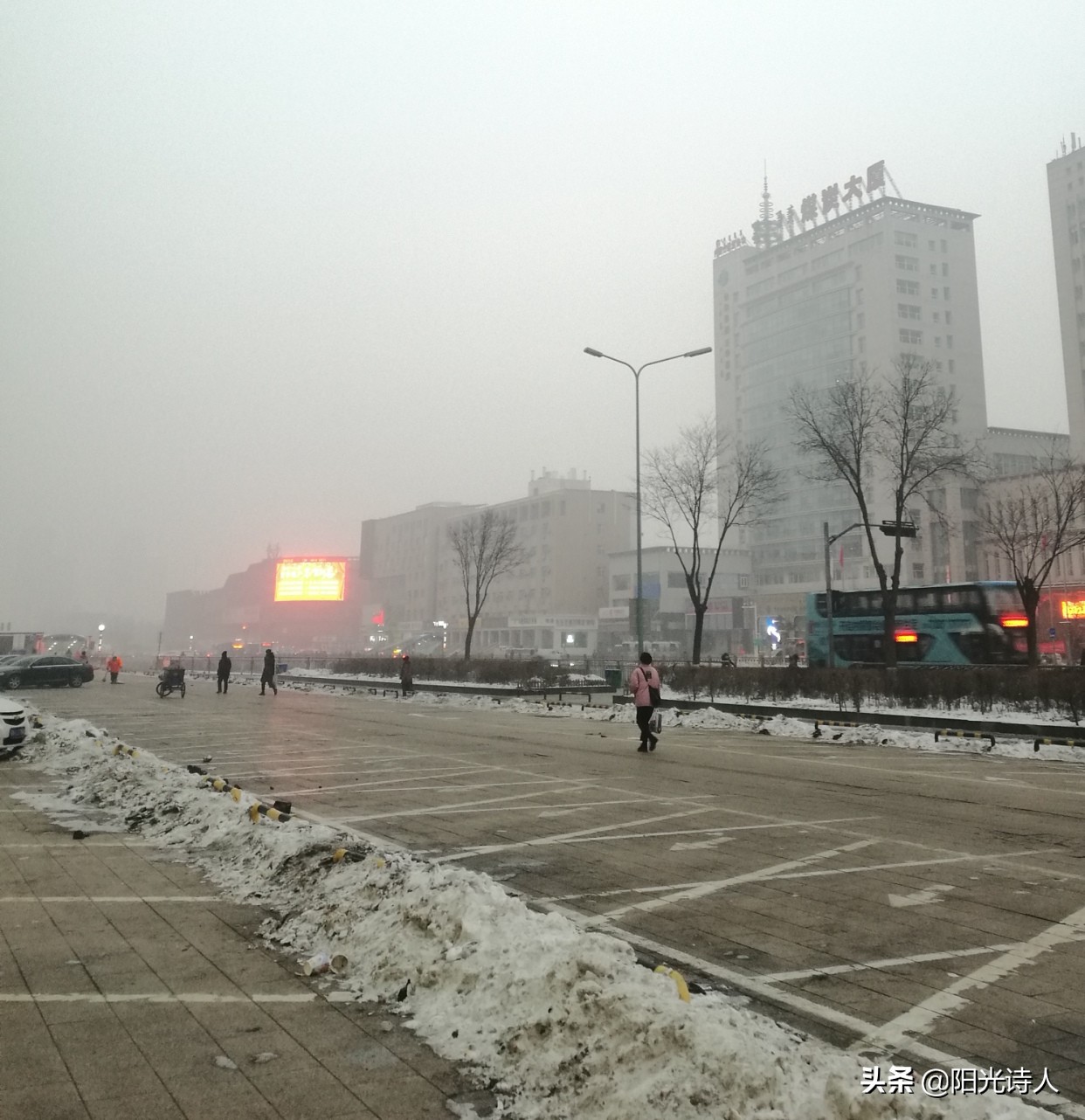 云雾缭绕青城山下,青城云雾弥漫