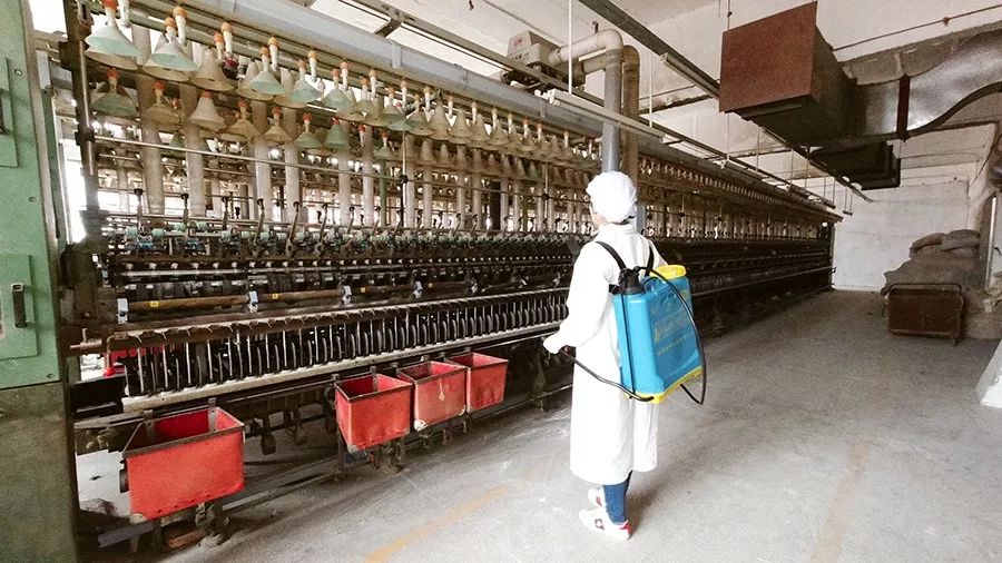 抗击疫情人员责任和担当,抗击疫情坚守岗位责任