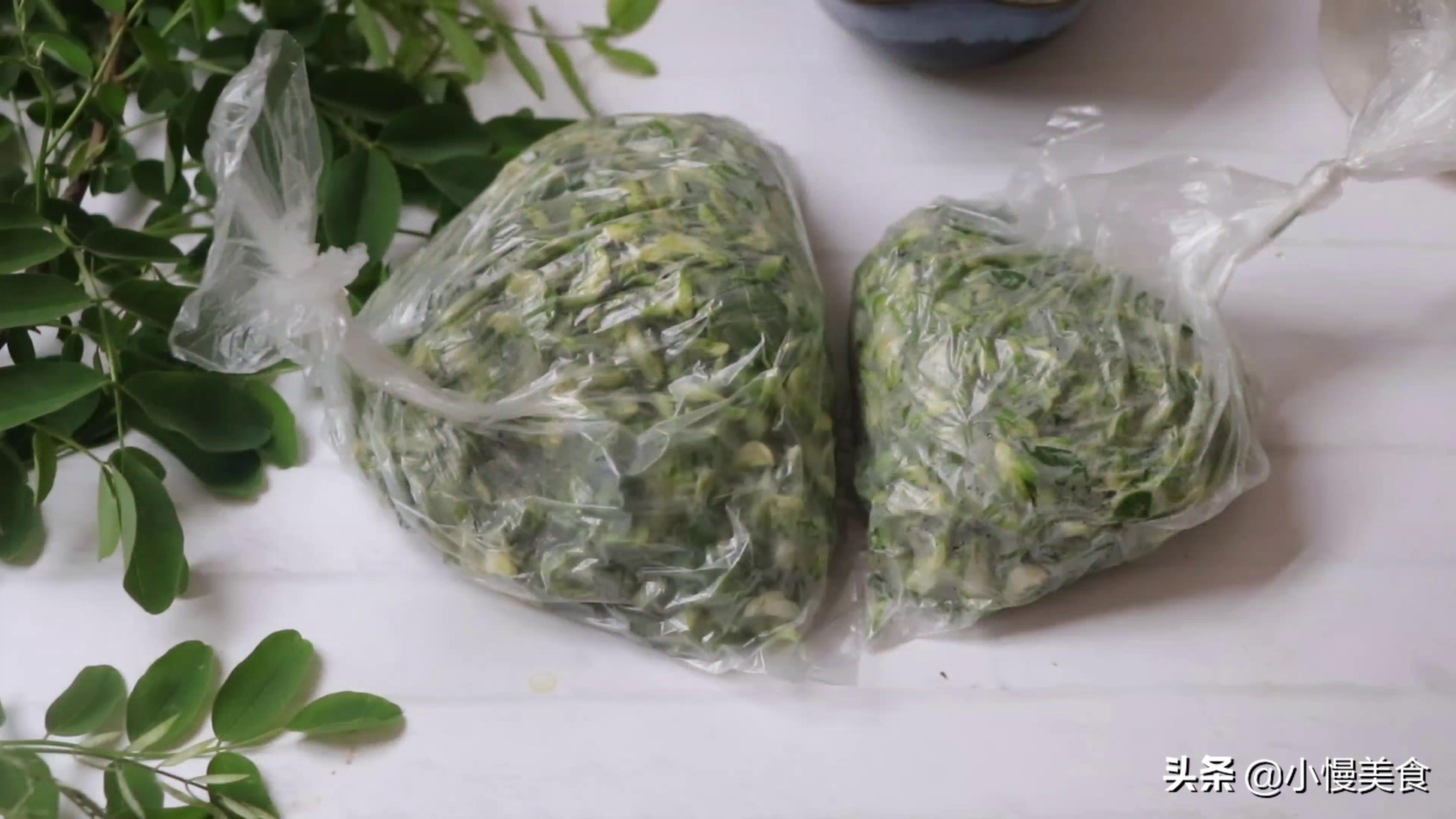 槐花用盐腌冷冻怎么保存一年,槐花怎样保存才放得久又新鲜