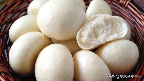 做馒头用什么面粉好？简单几步做出好吃的发面馒头，个个松软饱满