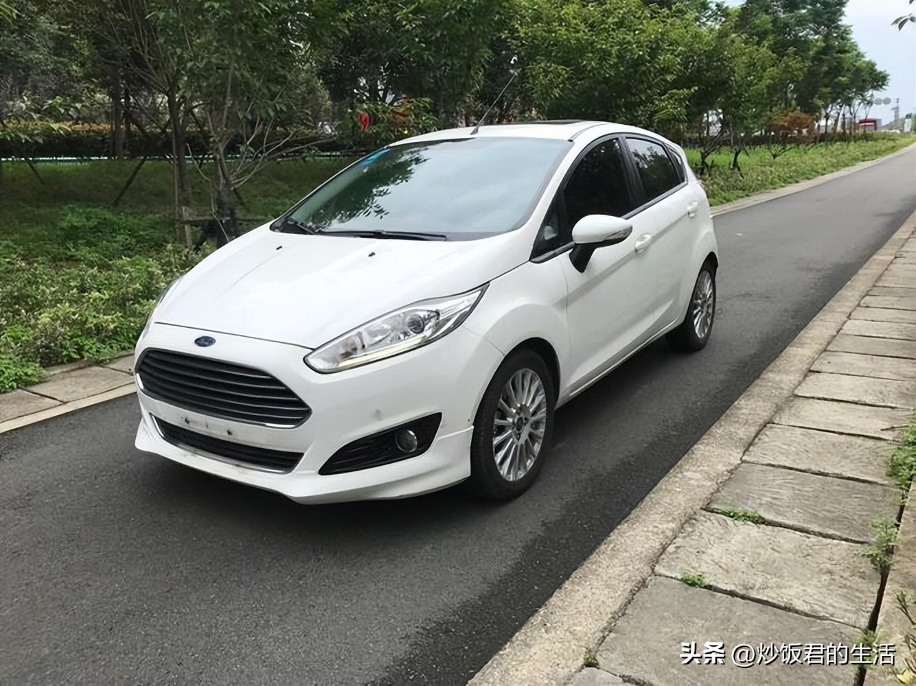 2万左右的二手车自动现代,2万左右手动二手车最佳推荐