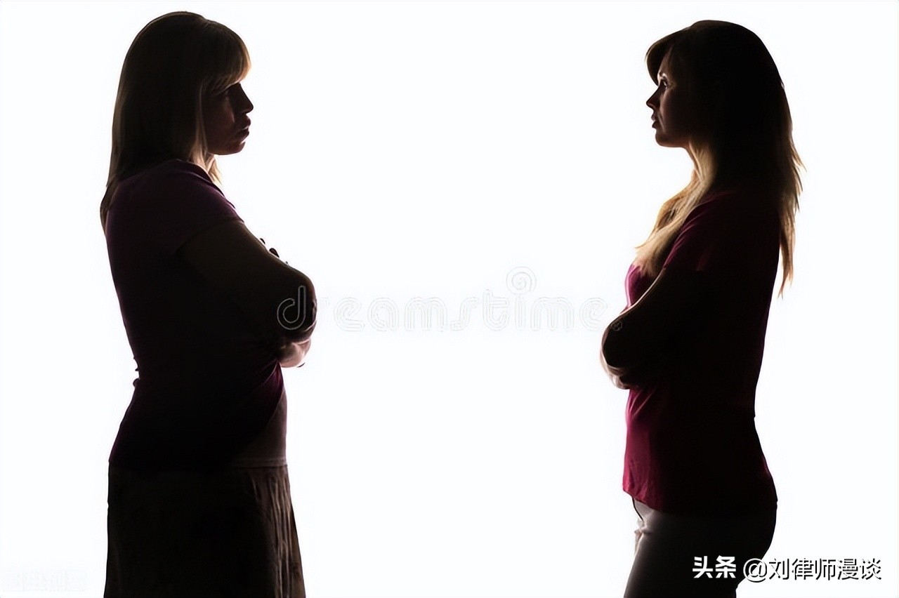 女子殴打丈夫情人致其重伤被起诉,结伙殴打他人刑事案件的判决