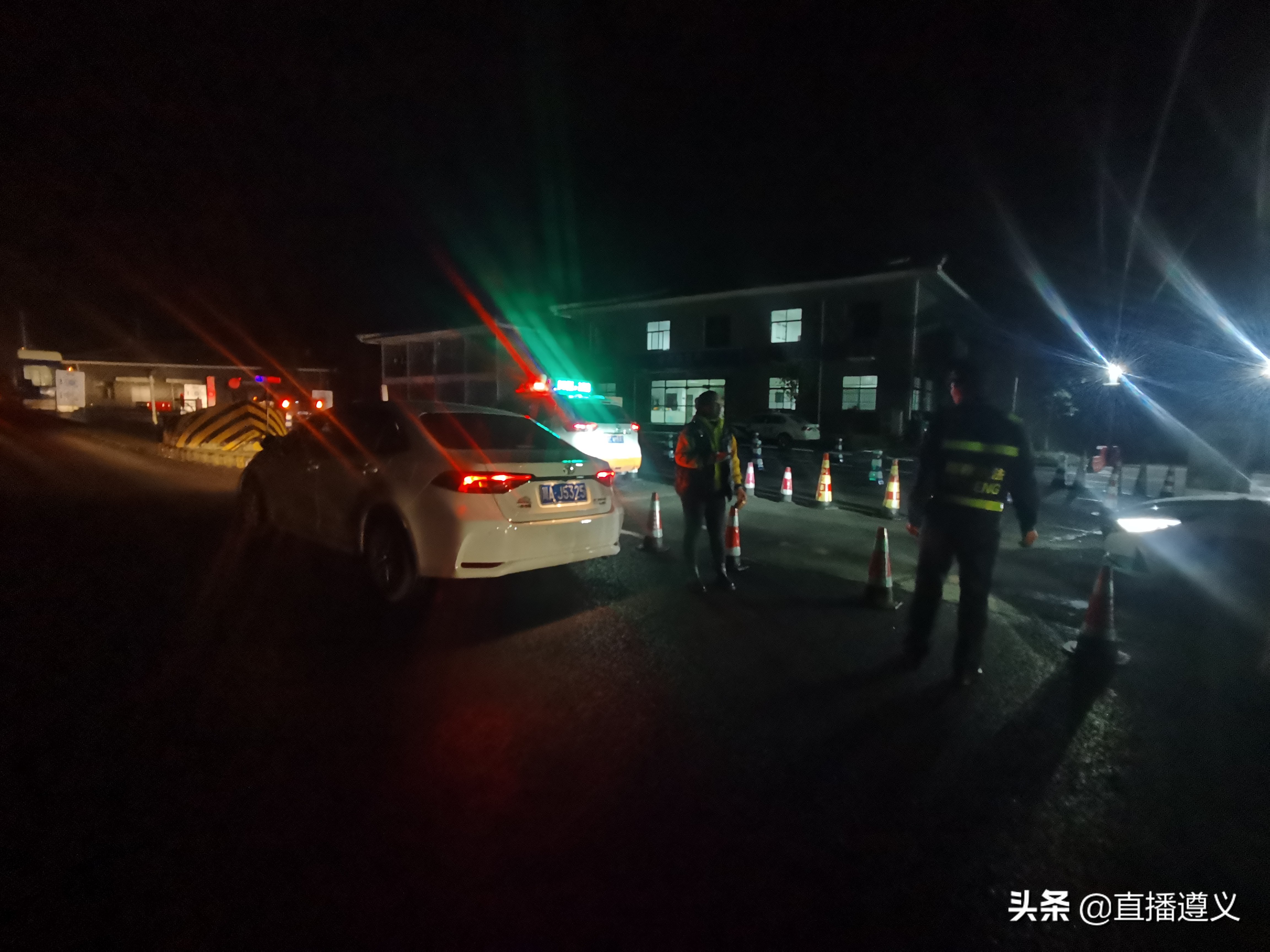 春节我在岗坚守是最长情的告白,春节我在岗我光荣