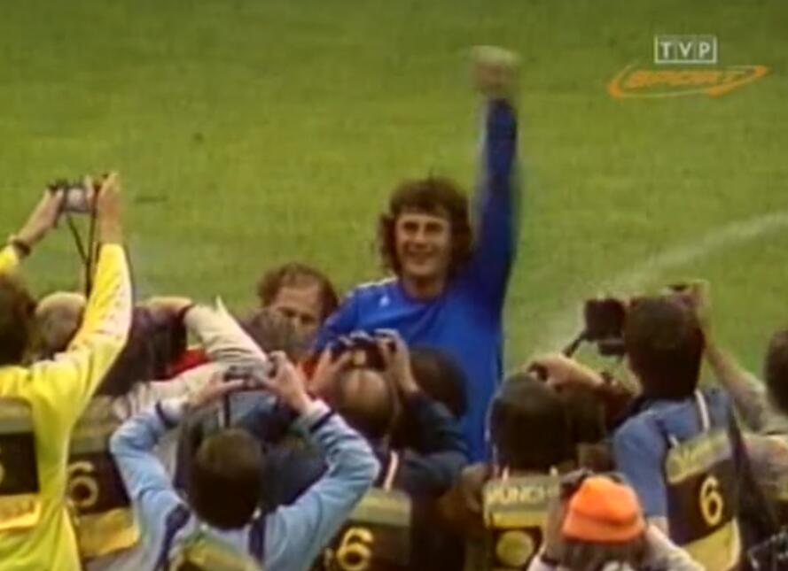 史上世界杯都有哪些国家,在世界杯的历史上仅有三支国家队