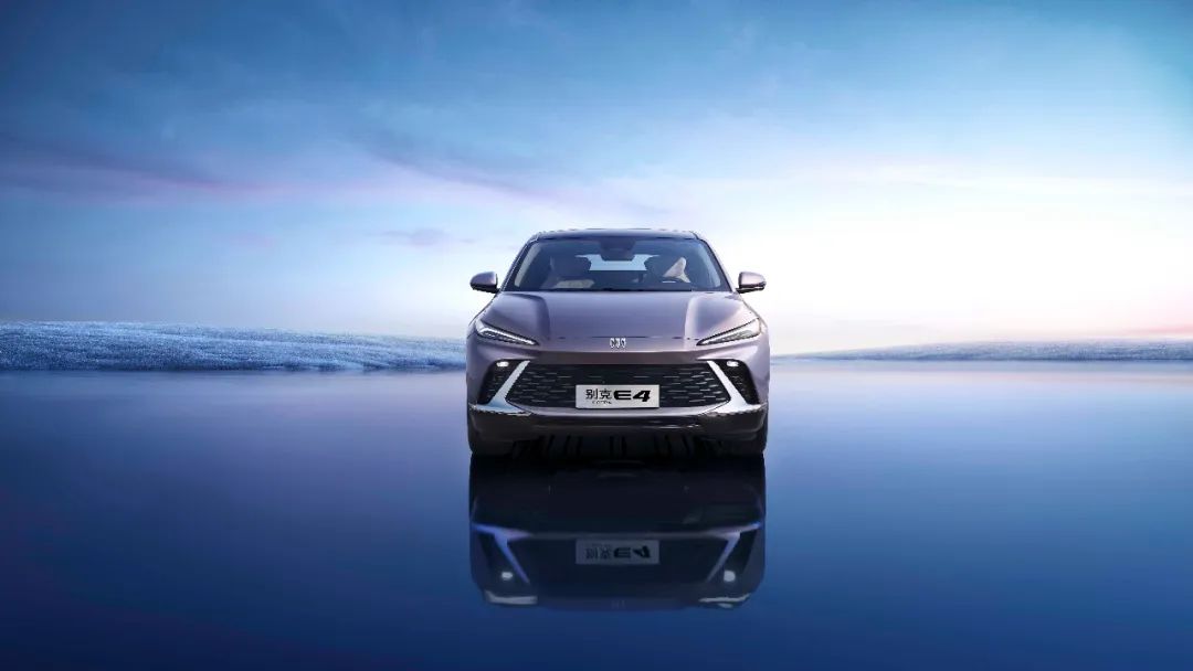 颜值和配置真的能打，别克E4纯电轿跑SUV上市