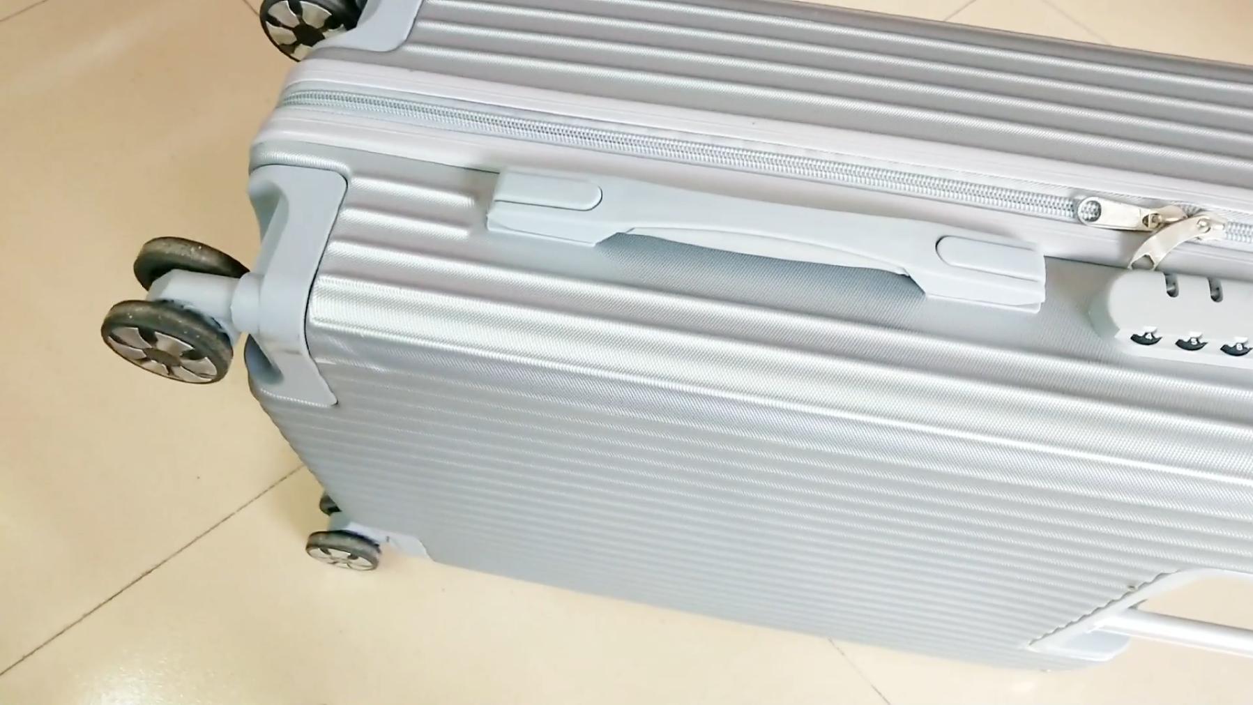 行李箱密码搞忘了如何快速打开,行李箱忘记密码直接开的方法