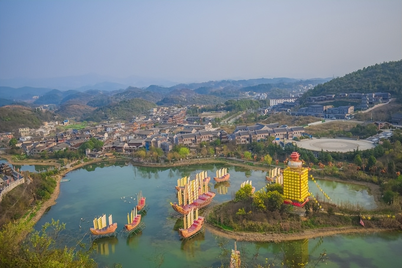 贵州青岩古镇旅游线路攻略,贵州省青岩古镇旅游攻略