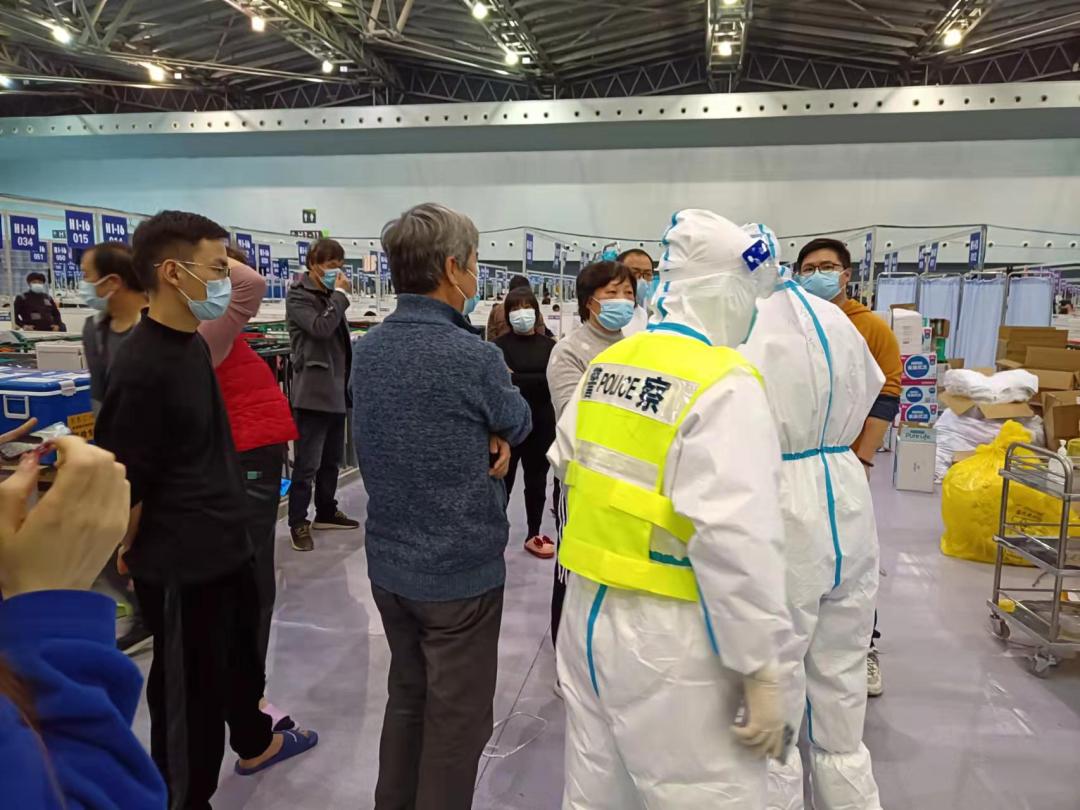 【*党**旗飘扬在一线】勠力同心赤诚守“沪”——世博展览馆方舱医院安保警队风采展示