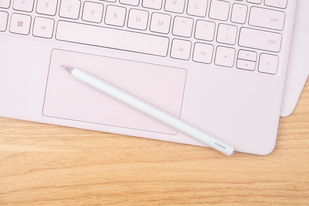 轻办公选华为matebooke还是ego,华为matebookego使用评测