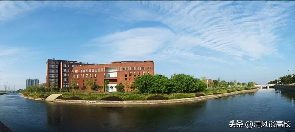 男女比例1:9的江西“吃饭”大学，美女如云！