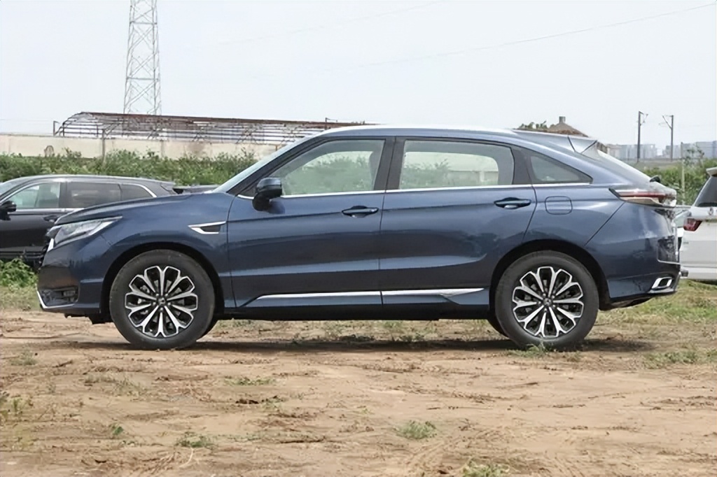 本田urv降价6万元,本田urv车型及价格表