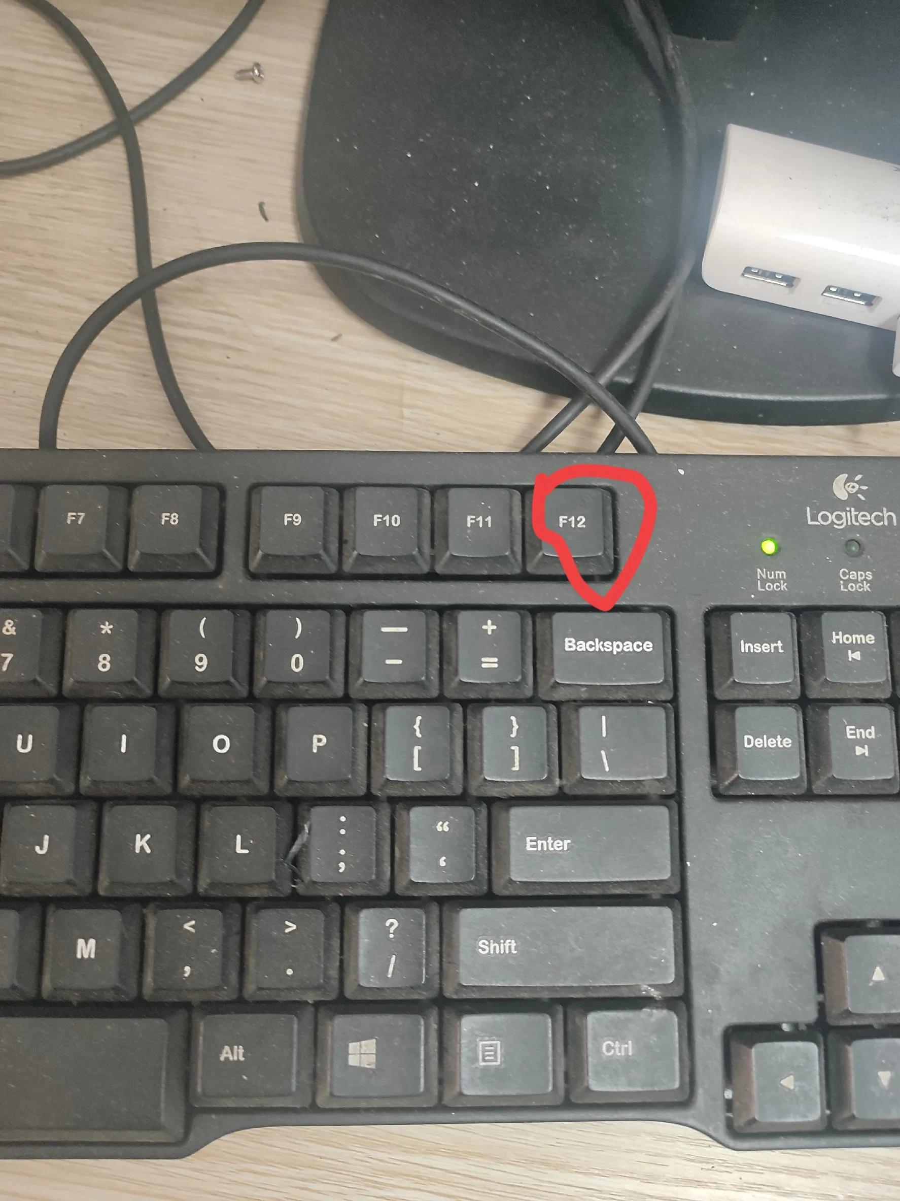 七彩虹主板bios设置固态硬盘启动,七彩虹将星x15bios怎么设置u盘启动