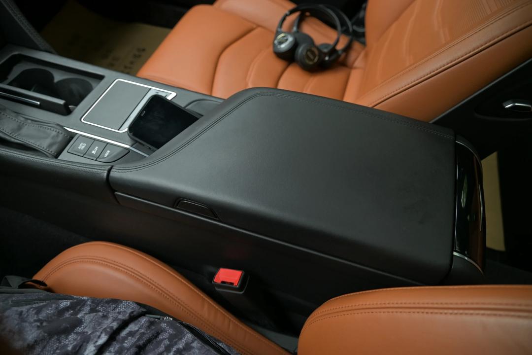 乌鲁木齐二手凯迪拉克ct6报价,美系大七座凯迪拉克老款