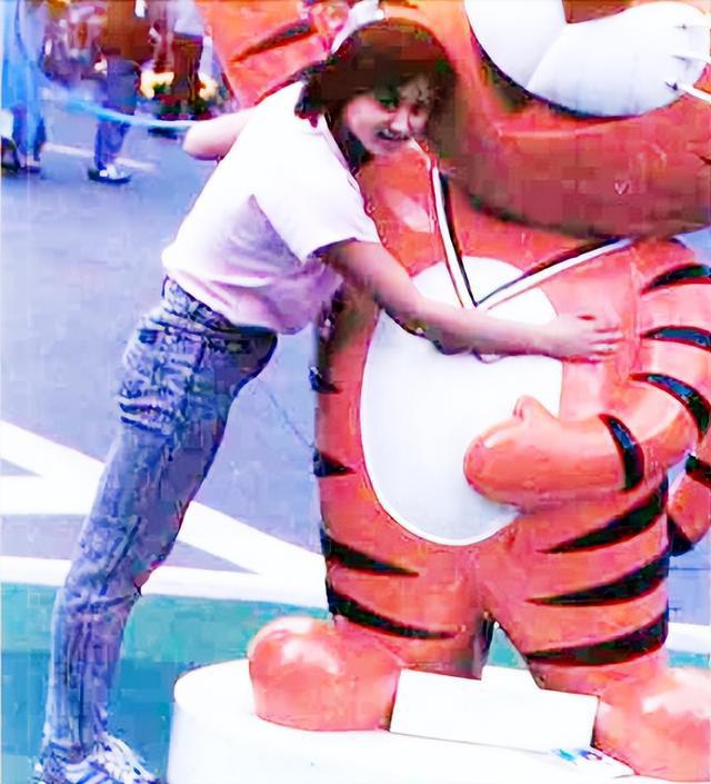 跳水高敏个人近期照片,一代跳水女皇高敏